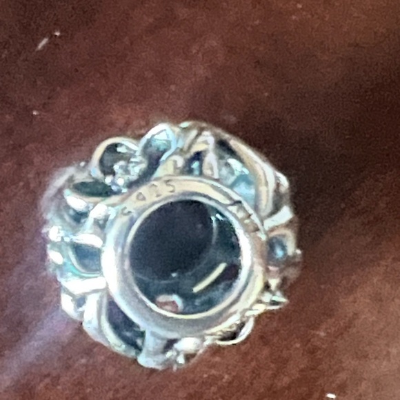 Pandora flower charm with center stone - Picture 2 of 2